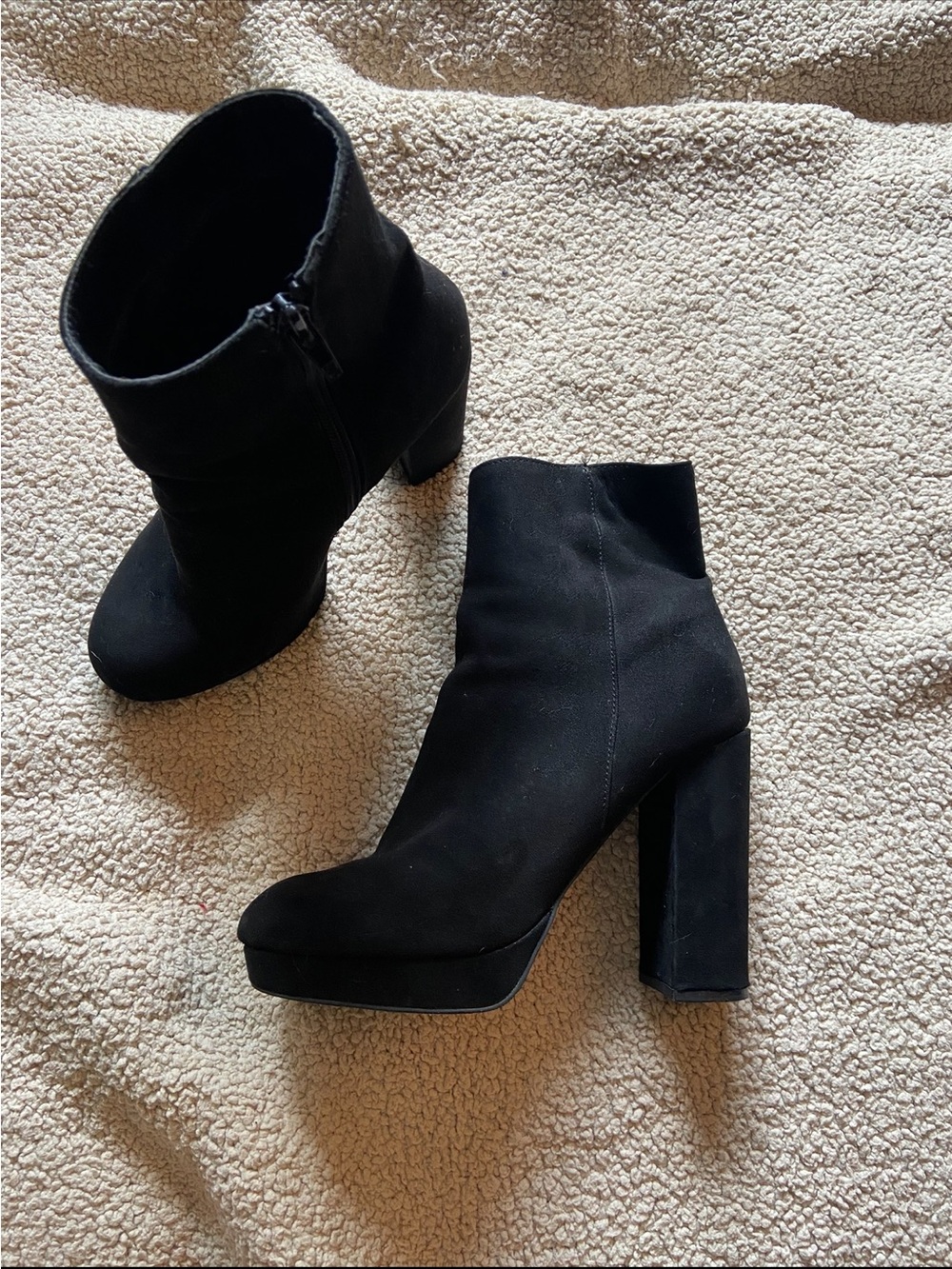 ☀️ Forever 21 ☀️ platform heeled boots